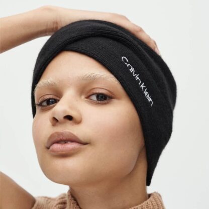Villane Calvin Klein peapael - Image 6