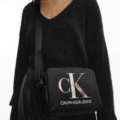 Naiste Calvin Klein üleõlakott - Image 3