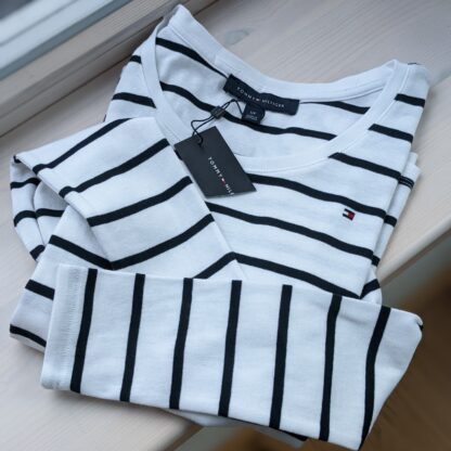 Naiste Tommy Hilfiger pluus - Image 2