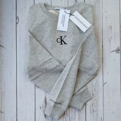 Naiste Calvin Klein pusa