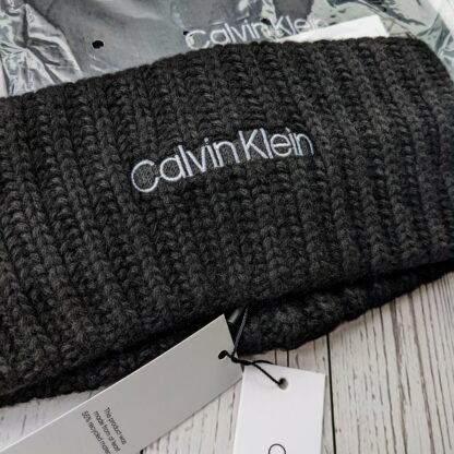 Villane Calvin Klein peapael - Image 3