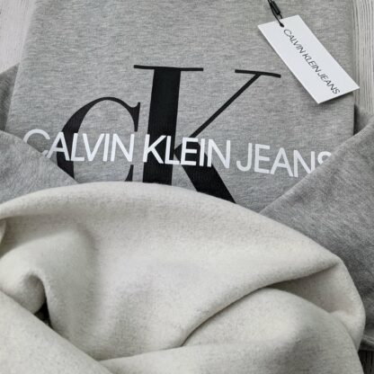 Soe naiste Calvin Klein pusa kaetud fliisiga - Image 2