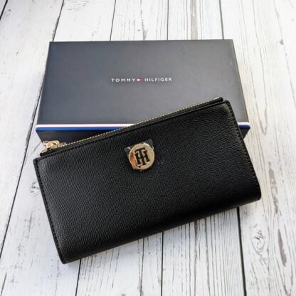 Naiste Tommy Hilfiger rahakott karbis