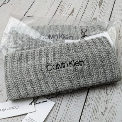 Villane Calvin Klein peapael - Image 4