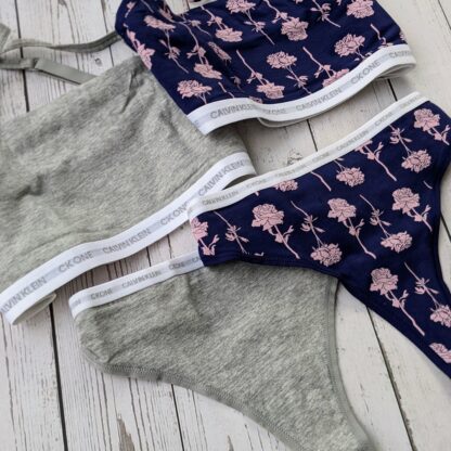 Naiste Calvin Klein neljane komplekt stringid + rinnahoidjad