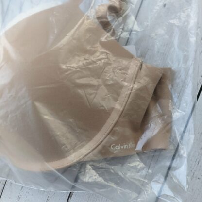 Calvin Klein push-up rinnahoidja - Image 5