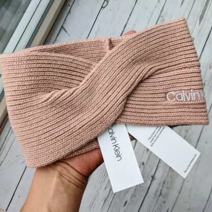 Villane Calvin Klein peapael - Image 2