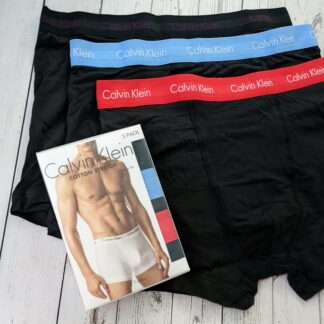 Calvin Klein kolmene bokserite komplekt