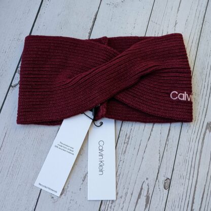 Villane Calvin Klein peapael - Image 2