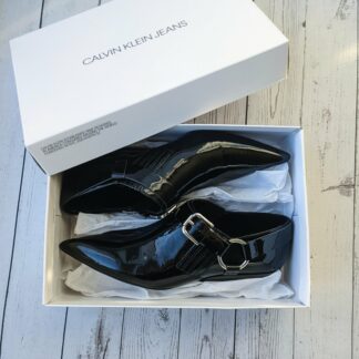 Uued Calvin Klein Lakknahast pandlaga kingad