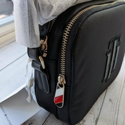 Naiste Tommy Hilfiger üleõlakott - Image 4
