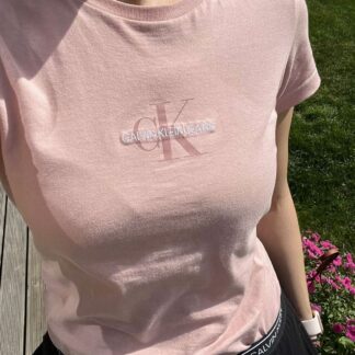 Naiste Calvin Klein t-särk