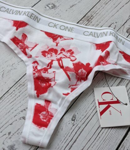 Calvin Klein kahene komplekt (rinnahoidja + stringid) - Image 2