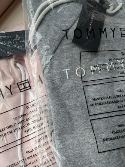 Naiste Tommy Hilfiger pusa (hall) M-L - Image 2