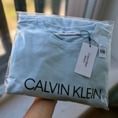 Uniseks Calvin Klein pusa - Image 3