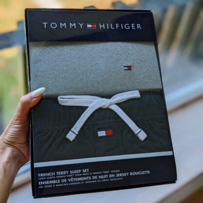 Meeste Tommy Hilfiger komplekt püksid + kampsun - Image 7
