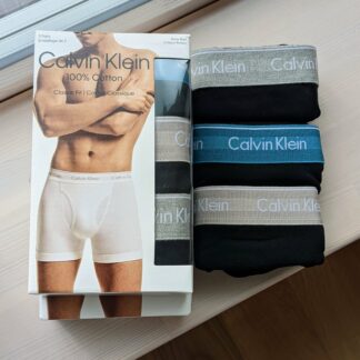 Calvin Klein kolmene bokserite komplekt