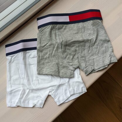 Laste Tommy Hilfiger kahene bokserite komplekt - Image 2
