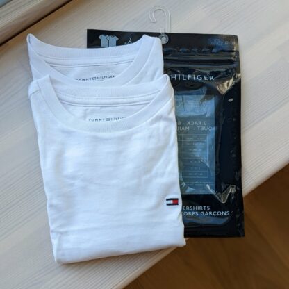 Laste Tommy Hilfiger komplekt. Pakis 2 t-särki. - Image 2