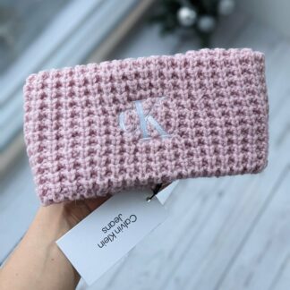 Villane peapael Calvin Klein alpakast (roosa)