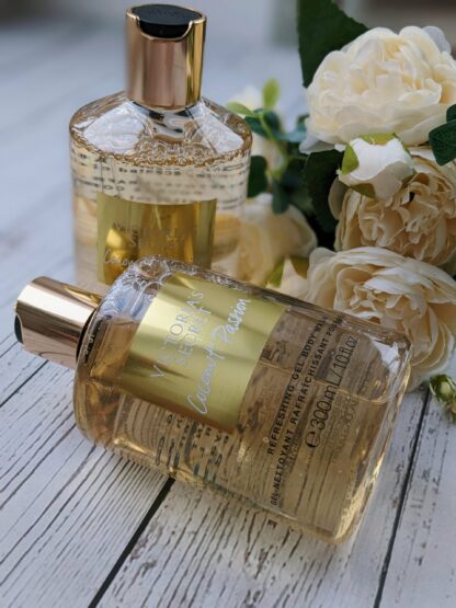 Victoria's Secret Coconut Passion parfümeeritud dušigeel (300 ml) - Image 2