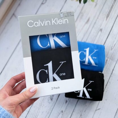 Calvin Klein komplekt, 2 t-särki (must + sinine) 14-16y - Image 5
