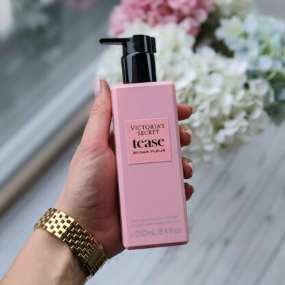 Victoria’s Secret parfümeeritud kehalosjoon (250ml) Fine Fragrance Lotion - Image 2