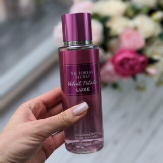 Victoria’s Secret Kehasprei Velvet Petals Luxe (250ml)