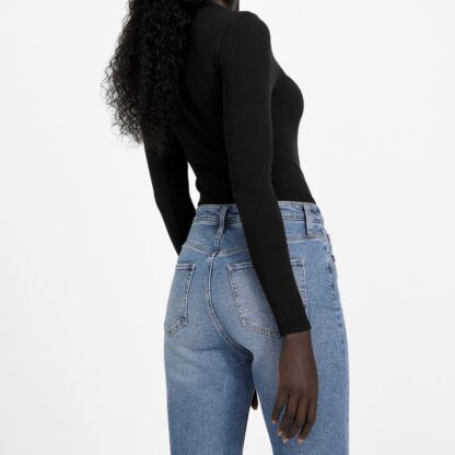 Naiste GUESS body - Image 3