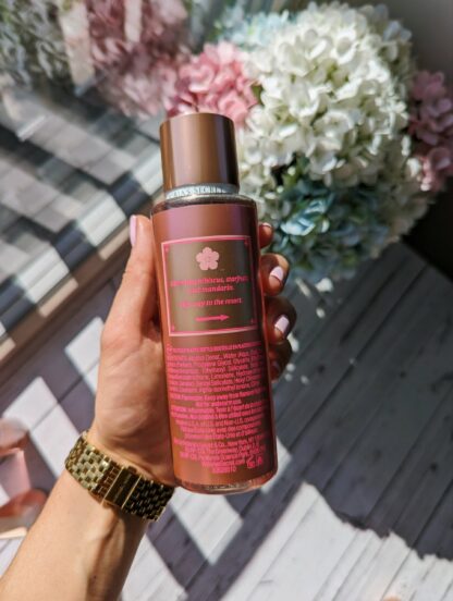 Victoria’s Secret Kehasprei (250ml) Sunlit Resort Collection Fragrance Mist - Image 3