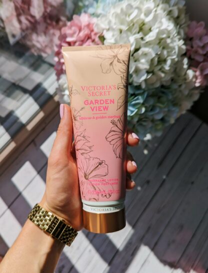 Victoria’s Secret Parfümeeritud Kehalosjoon (236ml) Sunlit Resort Collection Fragrance Lotion - Image 2