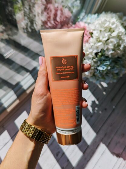 Victoria’s Secret Parfümeeritud Kehalosjoon (236ml) Sunlit Resort Collection Fragrance Lotion - Image 9