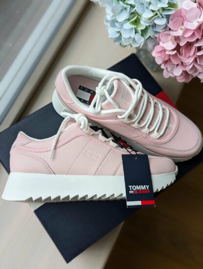 Naiste Tommy Hilfiger tossud nahast - Image 2
