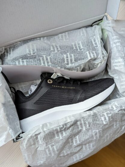 Naiste Tommy Hilfiger tossud - Image 2