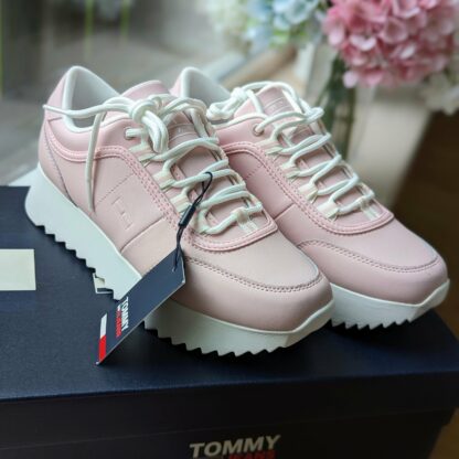 Naiste Tommy Hilfiger tossud nahast