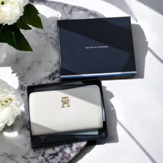 Tommy Hilfiger väike rahakott münditaskuga