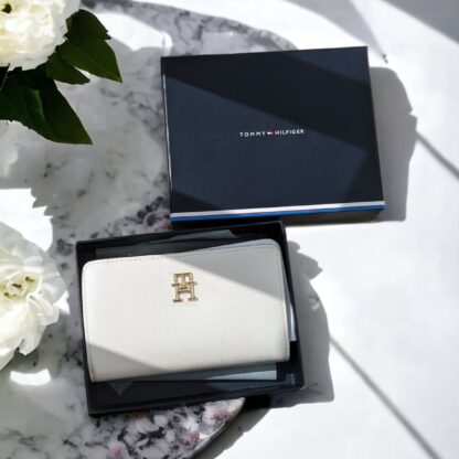 Tommy Hilfiger väike rahakott münditaskuga