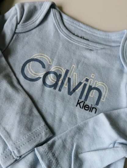 Kolmene komplekt Calvin Klein bodid (2tk) + püksid - Image 3