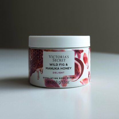 Victoria’s Secret Wild Fig & Manuka Honey Komplekt (Kehasprei + Kehalosjoon + Kehakoorija) - Image 8
