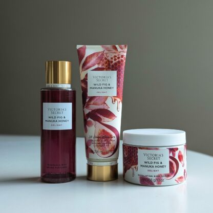 Victoria’s Secret Wild Fig & Manuka Honey Komplekt (Kehasprei + Kehalosjoon + Kehakoorija)