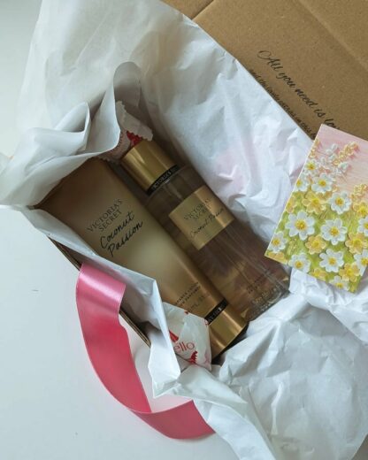 Victoria’s Secret Coconut Passion Komplekt (Kehasprei + Kehalosjoon) - Image 2