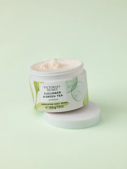 Victoria’s Secret Natural Body Scrub Cucumber & Green Tea kehakoorija (368g) - Image 5