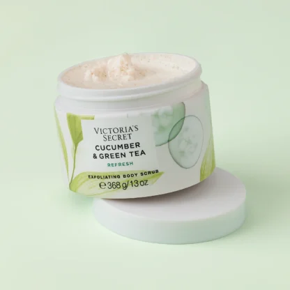 Victoria’s Secret Natural Body Scrub Cucumber & Green Tea kehakoorija (368g)