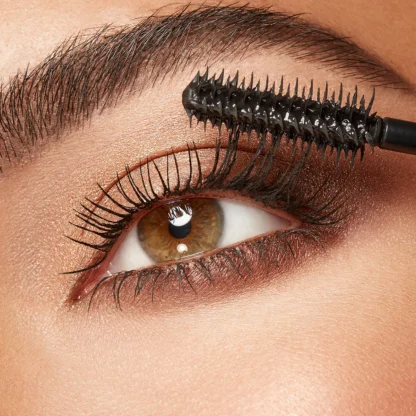 KIKO Milano Ultra Tech + Volume And Definition Mascara - Ripsmetušš volüümi ja täpsuse saavutamiseks - Image 5