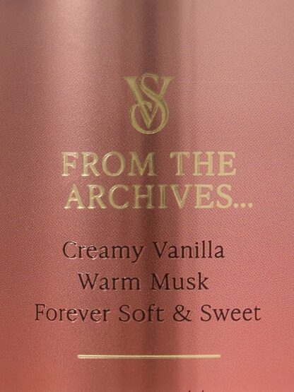 Victoria’s Secret Vanilla Lace Fragrance Mist - Image 2