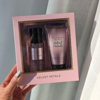 Victoria’s Secret Velvet Petals Duo Gift Set
